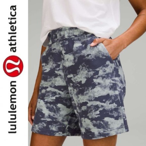 Lululemon - Loungeful High-Rise Short 7’’ - Size 4 - BNWT - Picture 1 of 11